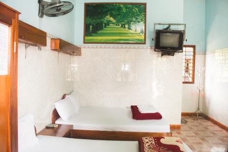 Phòng đơn máy quạt