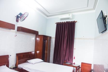 Phòng đôi điều hòa